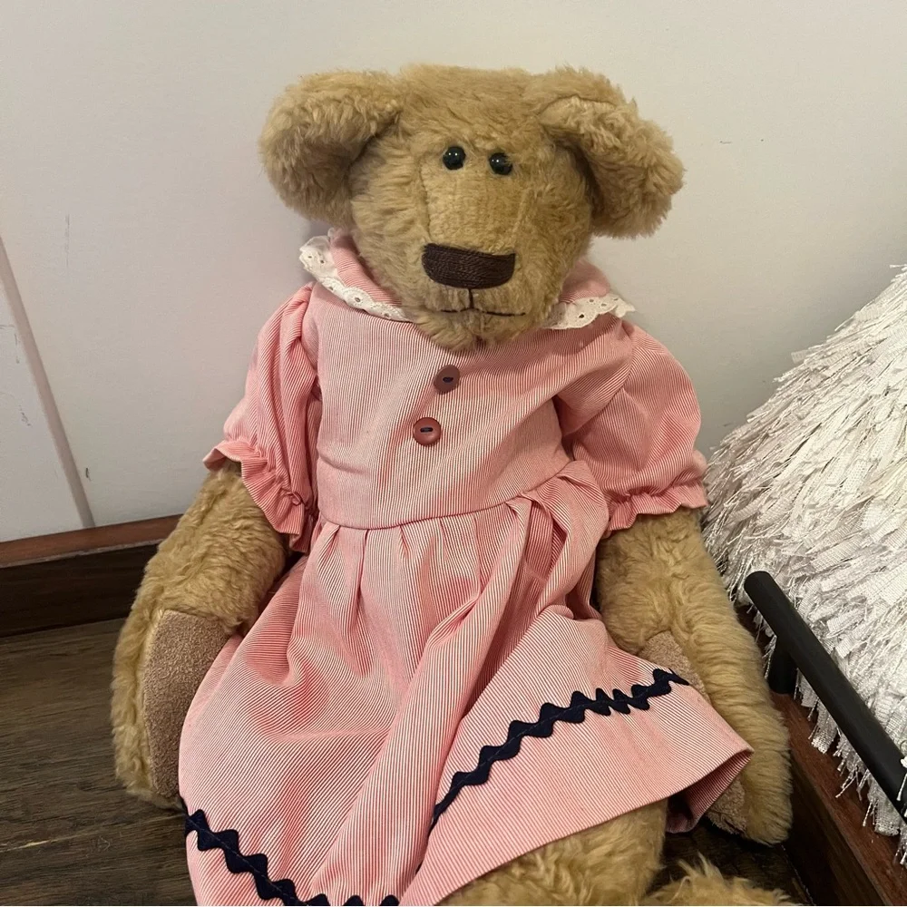 Lonnie St. Martin Collectible 1993 Signed Bear - Picture 1 of 8